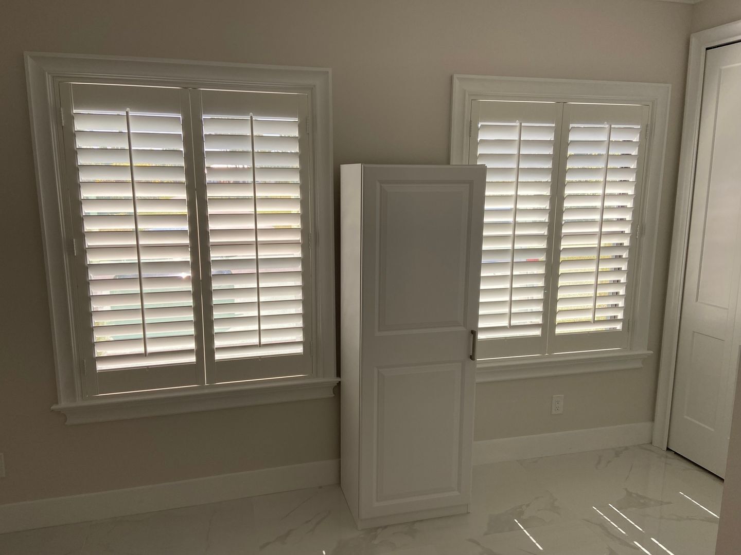 Building Photo - 3677 37th Ave NE