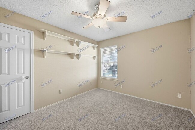 Building Photo - 700 Ibis Ct