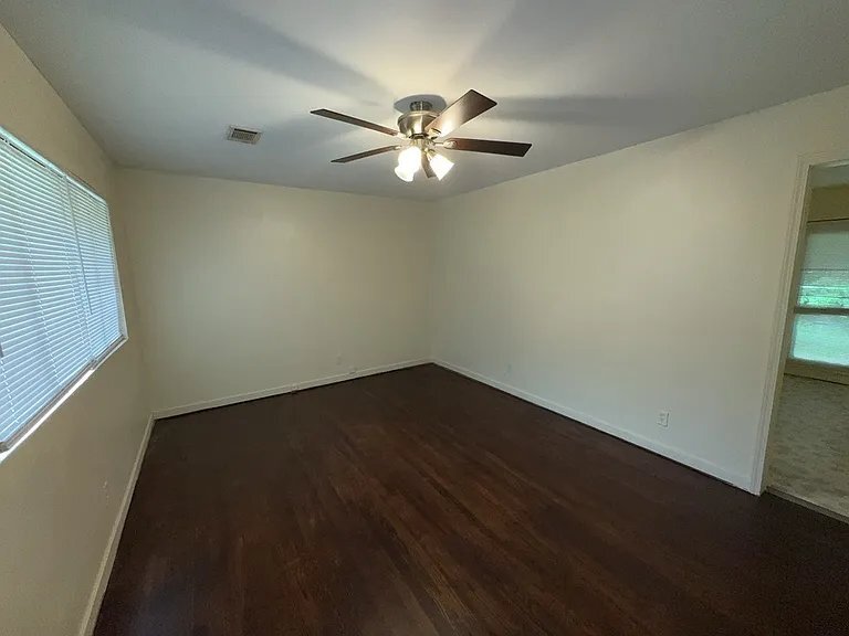 Building Photo - 1444 Maria Dr