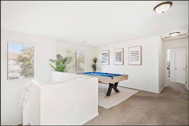 Building Photo - Nice 3 Bedroom Home In Phoenix