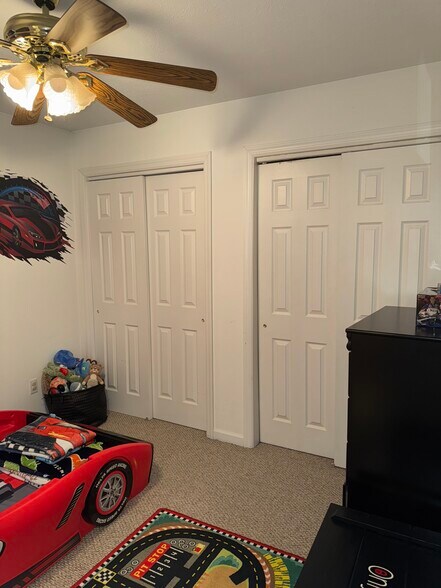 Building Photo - 1080 Willowdale Rd