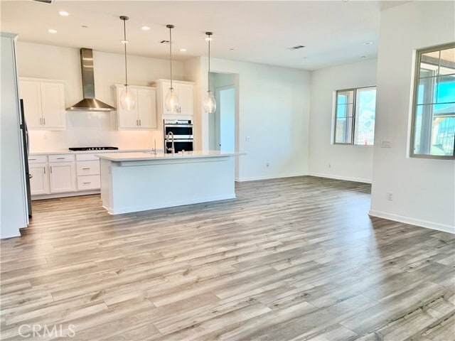 Building Photo - 24231 Evesong Dr