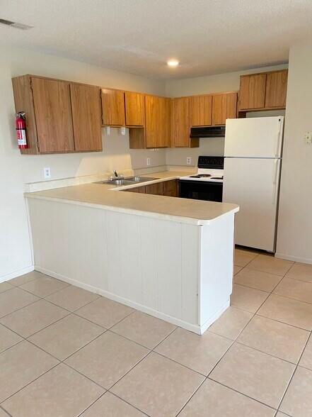 Building Photo - 501 State Hwy 47