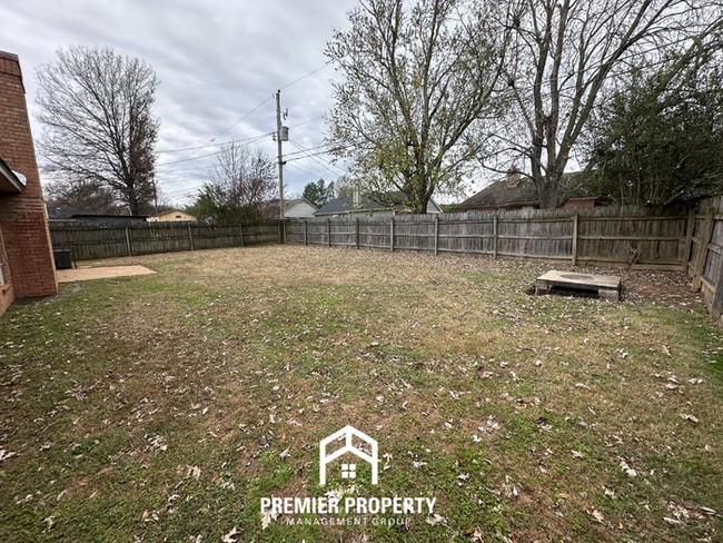 Building Photo - 4915 Blue Wing St