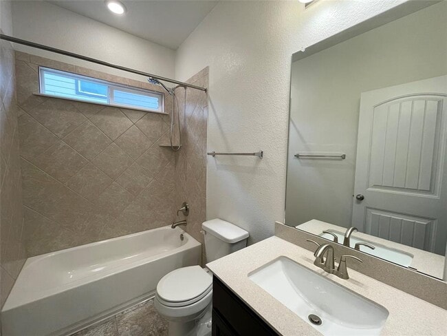 Building Photo - 168 Crimson Ln