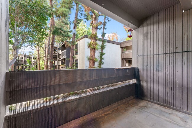 Building Photo - 8650 Gulana Ave