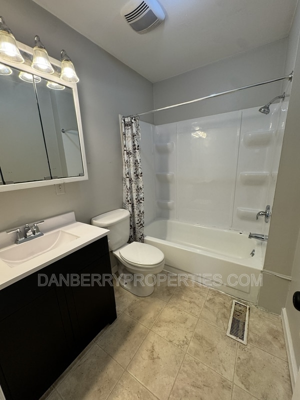 Building Photo - 929 Tiffin Ave