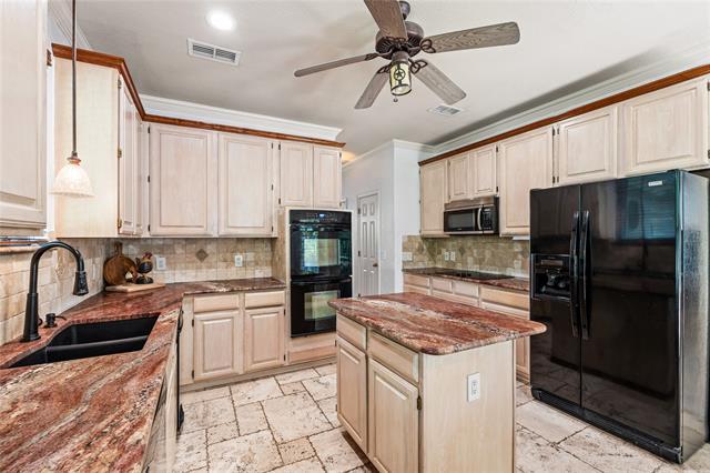 Building Photo - 150 Creekside Dr