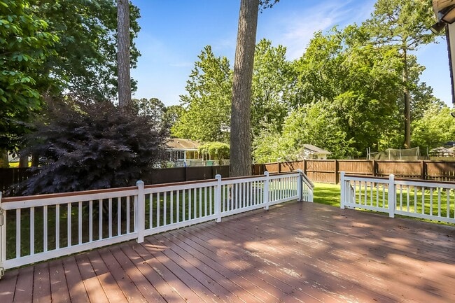 Building Photo - 120 Kohler Crescent
