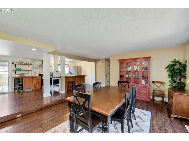 Building Photo - Bull Mountain Gem – Single-Level 3BR with 2 Living Areas, Large Yard & Pergola Patio