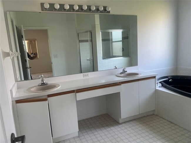 Building Photo - 9528 Knightsbridge Cir