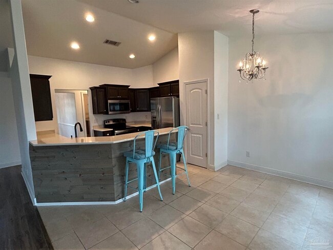 Building Photo - 323 Tree Swallow Dr