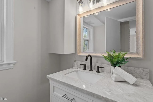 Building Photo - Build Equity While Leasing - Lease and Own...