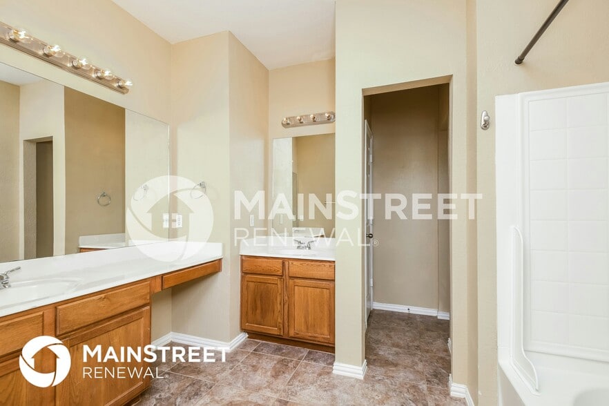 Building Photo - 200 Kennedy Ct