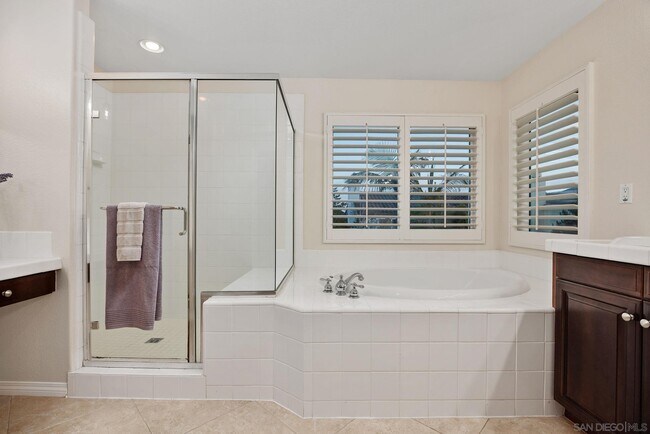 Building Photo - 5535 Porter Creek Rd