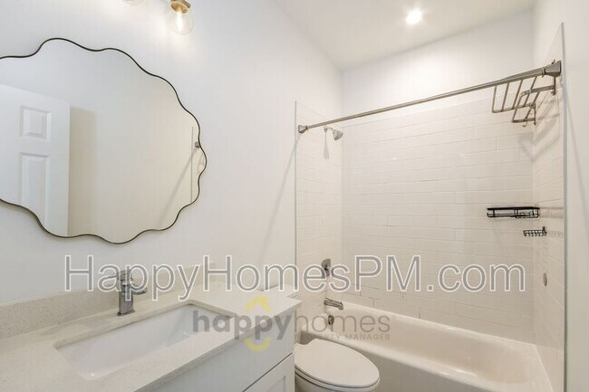 Building Photo - 50 Sans Souci St