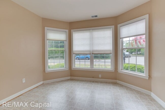 Building Photo - 3 br, 2.5 bath House - QUEEN BISHOP LANE, ...