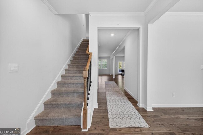 Building Photo - 7566 Jennadee Dr