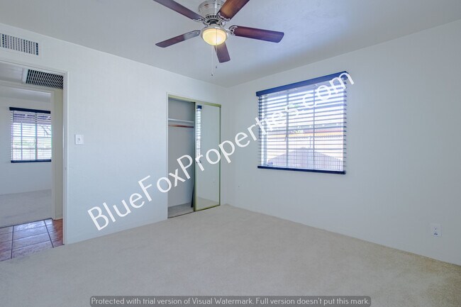 Building Photo - 418 S Jerrie Ave