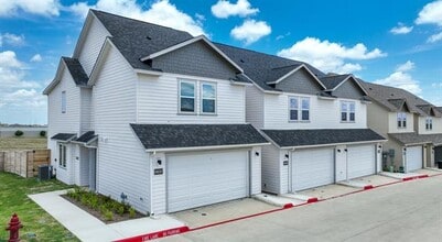 Building Photo - 5820 Soapstone St