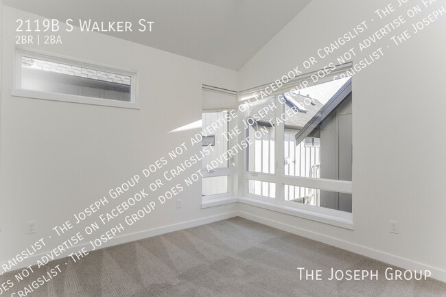Building Photo - 2119 S Walker St.