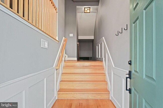 Building Photo - 203 Natural Terrace