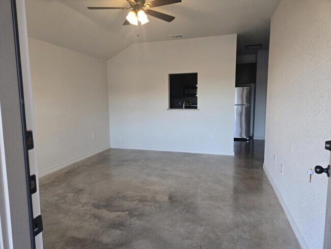 Building Photo - 171 Stillhouse Rd