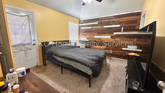 Building Photo - 3609 Green Apple Pl