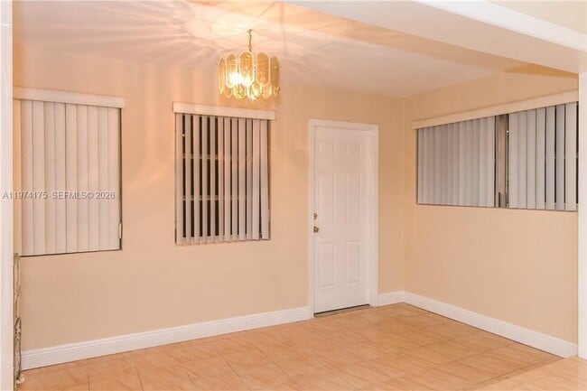 Building Photo - 2514 Sherman St