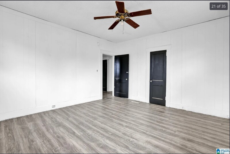 Building Photo - 505 12th St W