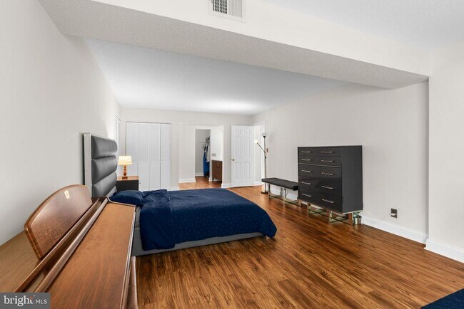 Building Photo - 7721 Tremayne Pl