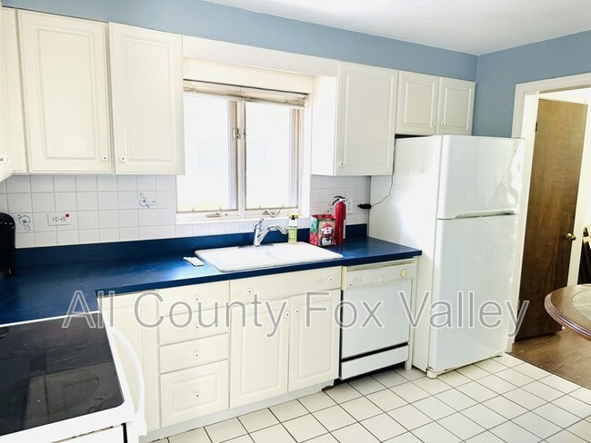 Building Photo - 1370 Arbor Ave