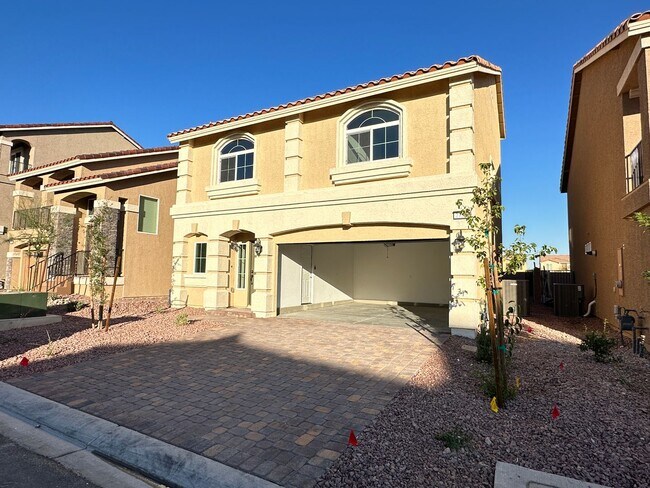 Building Photo - Robindale & Westwind