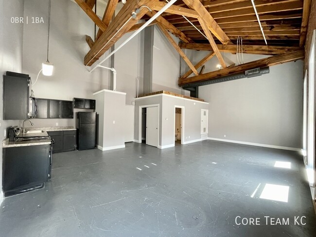 Building Photo - 500 Delaware St