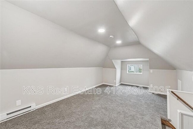 Building Photo - 518 10th St