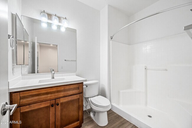 Building Photo - 4608 W Maryland Ave