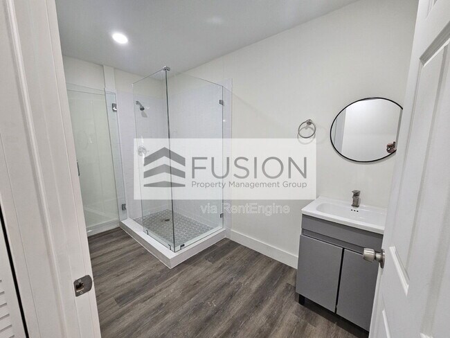 Building Photo - 1731 Alcazar Dr