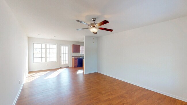 Building Photo - 430 Tittsworth Springs Rd