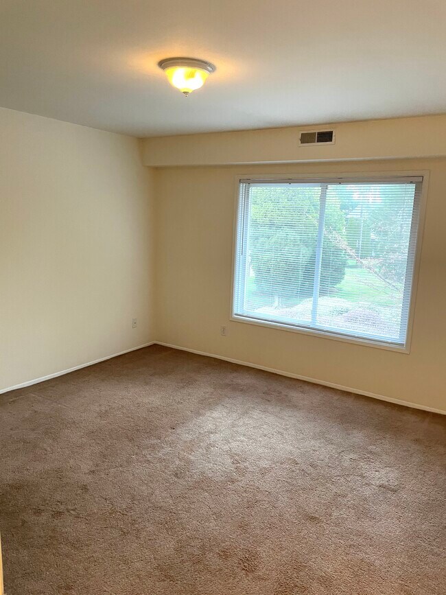 Master Bedroom - 5029 84th St SW