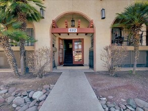 Building Photo - 6312 N Barcelona Ln