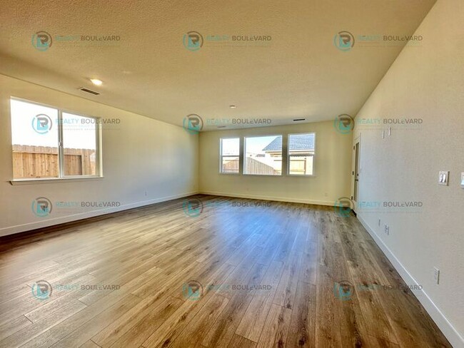 Building Photo - Brand New Home in Carson City 3 Bedroom 2 ...