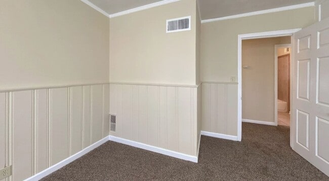 Building Photo - 3240 N Waynoka Cir