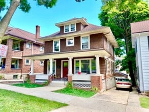Building Photo - 147 Lathrop St