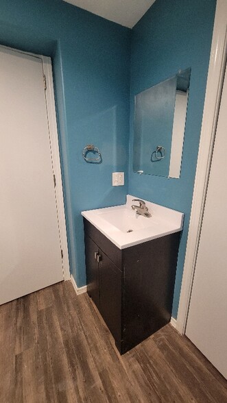 Building Photo - 4335 S 50th St