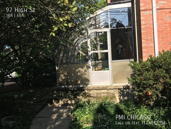 Building Photo - 97 High St