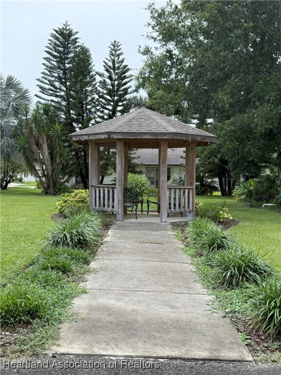 Building Photo - 675 W Wesley Cir