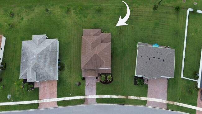 Building Photo - 7609 NW Archerfield Dr