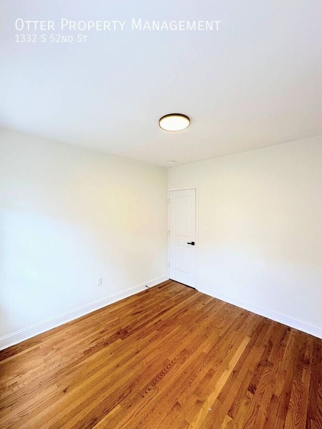 Building Photo - 1332 S 52nd St