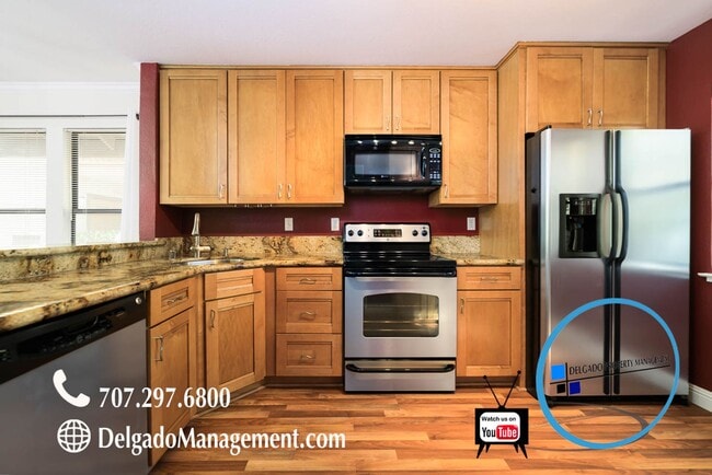 Building Photo - 1321 S Villa Way