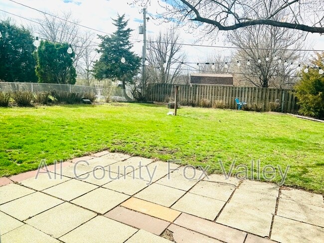 Building Photo - 1670 Chippendale Rd